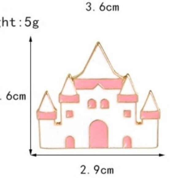 Alice Wonderland Queen of Hearts Castle - Picture 1 of 3